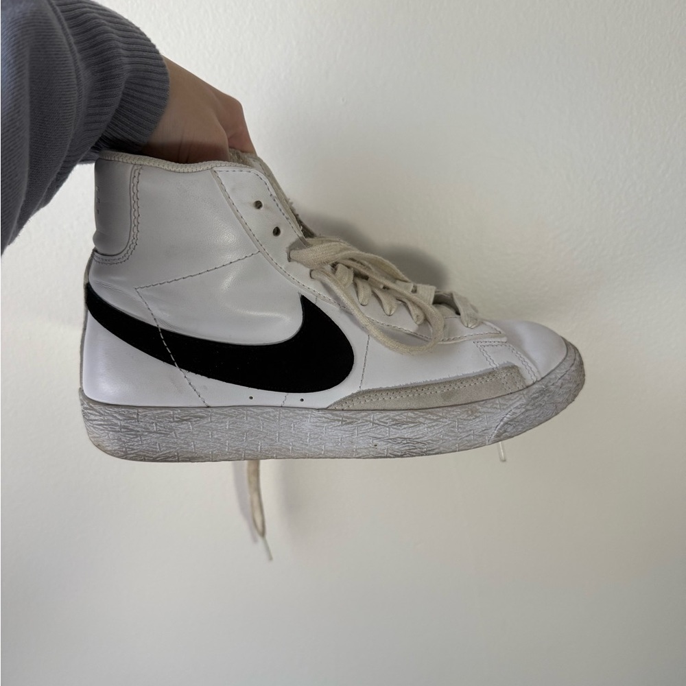 Nike Blazer Mid ‘77